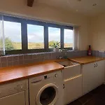 East Lodge, Yorkshire